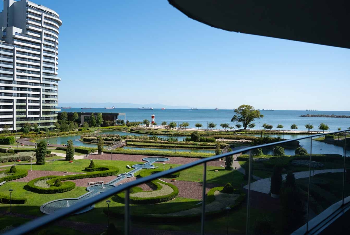 Family Apartments with Sea Views